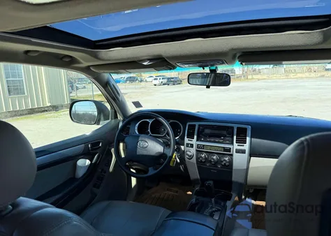 2004 Toyota 4Runner Sr5 z USA, uszkodzony, nr VIN JTEBU14R840025855